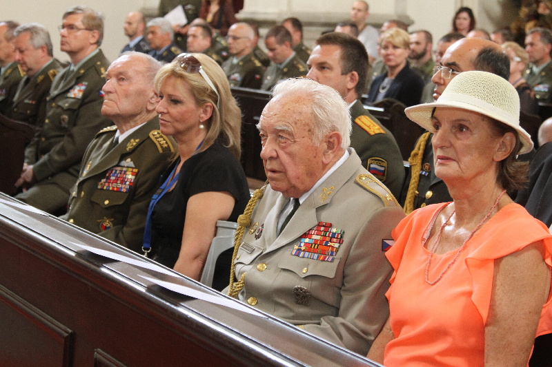 Akce se zúčastnili i váleční veteráni generálporučík v.v. Jaroslav Klemeš a brigádní generál v.v. Miloslav Masopust