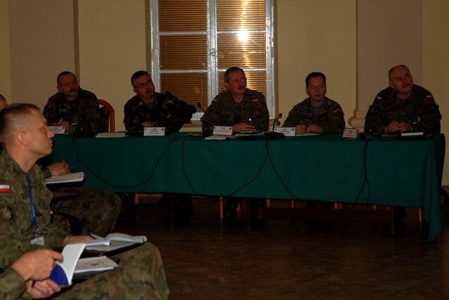 Zástupci účastnických zemí OHQ V4 EU BG.