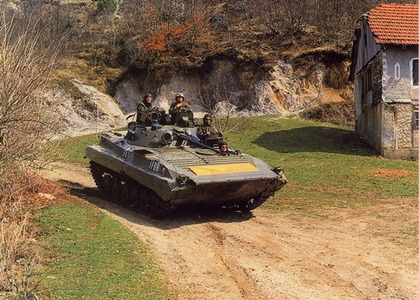 Uplynulo 20 let od zapojení českých vojáků do mise IFOR