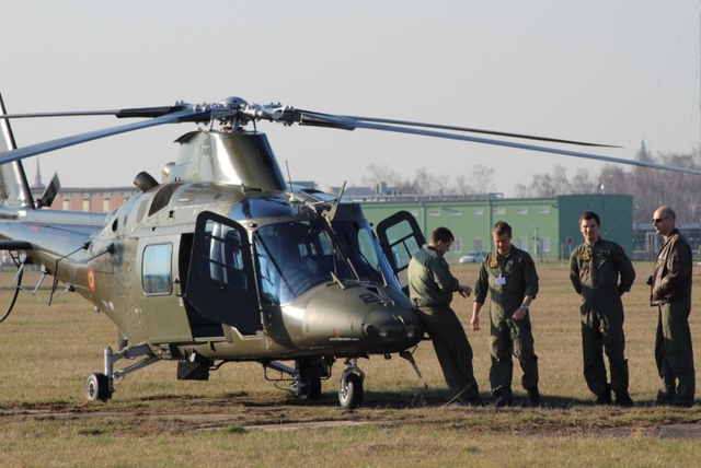  Belgičtí piloti krátce před vzletem