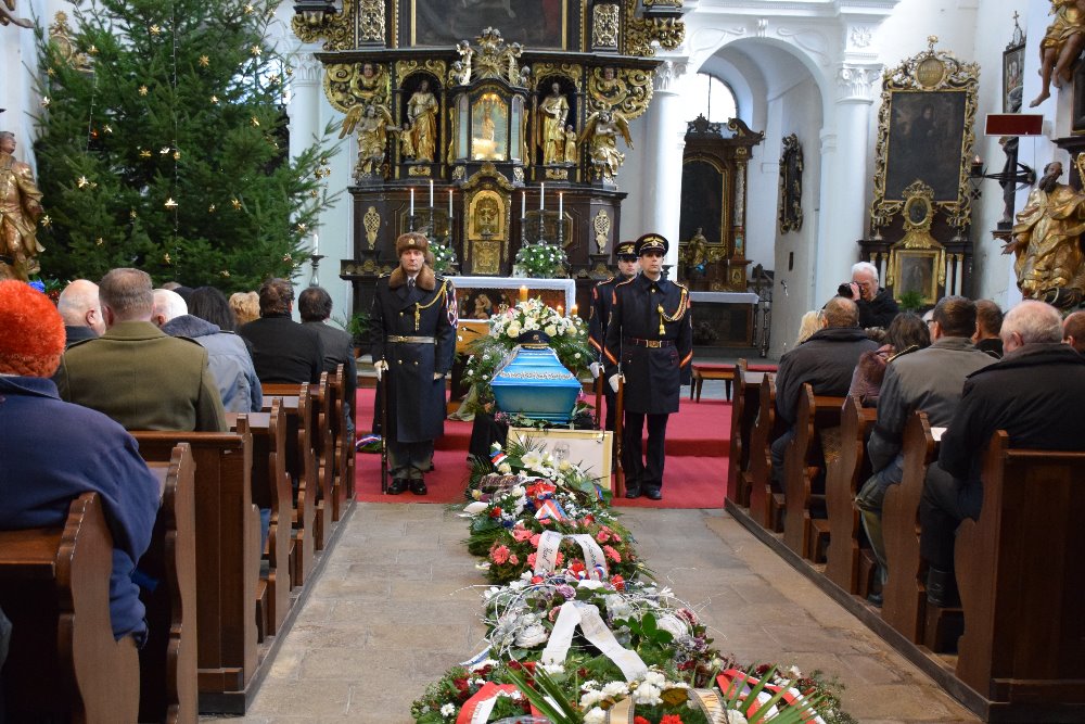 Pohřeb generála Gablecha 5