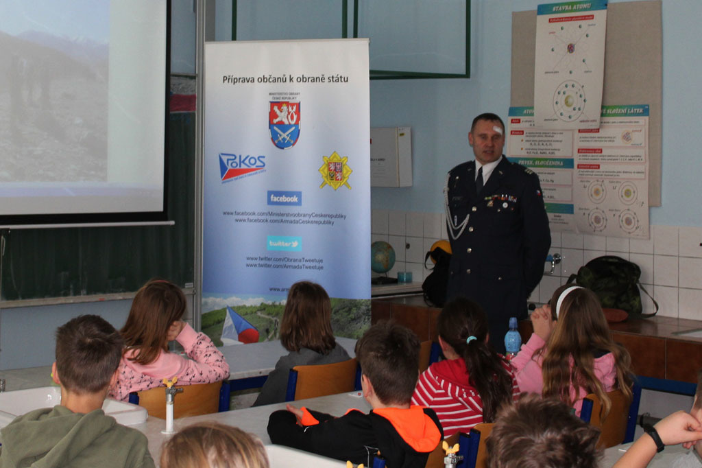 Válečný veterán Ivan Vorel vypráví o zkušenostech z mise