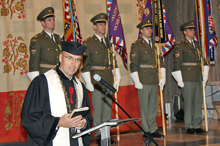 Vojenským policistům požehnal biskup David Tonzar