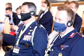 Na konferenci byla přítomna řada zahraničních hostů