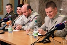  Vedle ředitele VHÚ plk. Aleše Knížka starostka Dolních Vilémovic Jitka Boučková