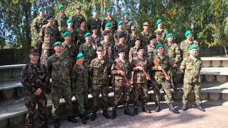  Společné foto po střelecké soutěži