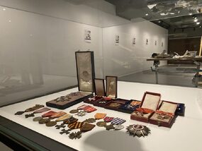 V Armádním muzeu Žižkov vyrostla barikáda
