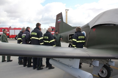 Ample Strike 2015: Poslední přesuny a bezpečnostní školení den před letovou částí 