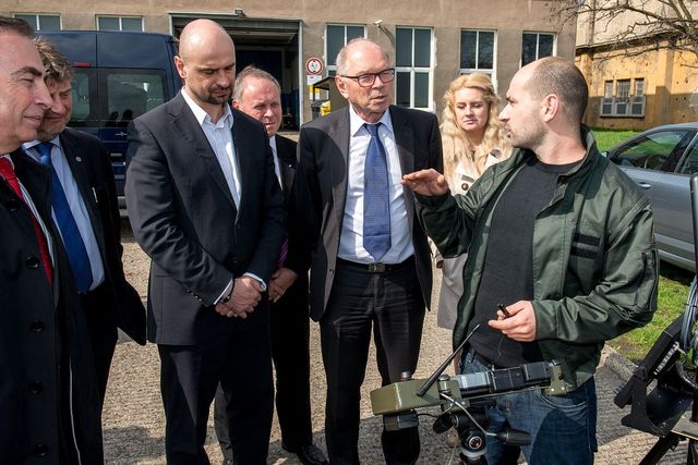  Praktické ukázky bezpilotních prostředků vyvolaly velkou pozornost