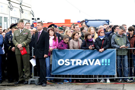  Ani déšť neodradil diváky