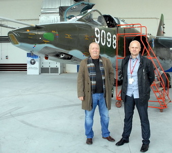  Akce se zúčastnili František Tabačko a Martin Hejra, piloti, kteří se strojem Su-25 K létali 
