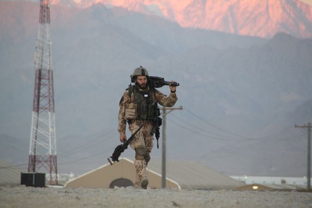 Návrat z patroly a ošetření materiálu