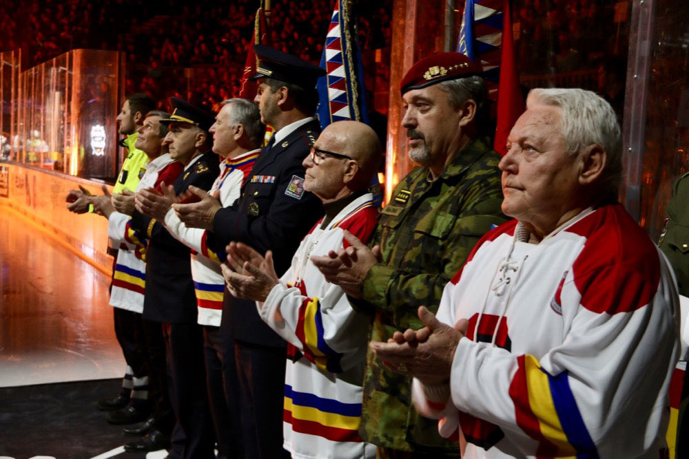 Slavnostní zahajovací ceremoniál, kterému přihlížel NGŠ armádní generál Aleš Opata 
