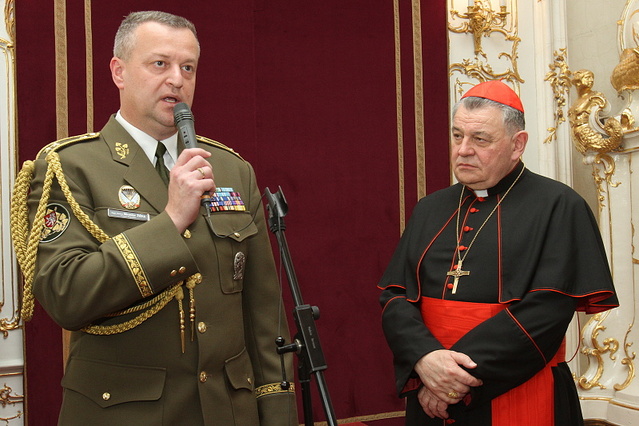 Mezi gratulanty byl také generálmajor Miroslav Žižka