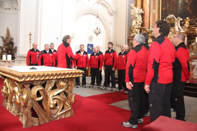  Pod taktovkou sbormistra