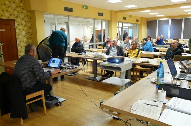  Po skončení hlavní části programu, jednání pokračovalo debatou o převodech vodních zdrojů na obce