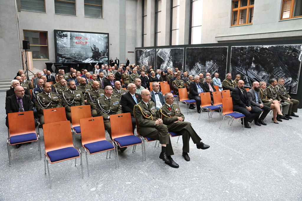 V Armádním muzeu Žižkov se sešli příslušníci 7. polní nemocnice