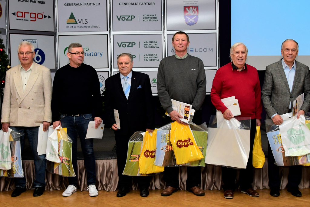  Nejvíce jubilantů bylo fotbalistů Dukly Praha.