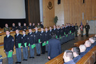  Ze slavnostního ceremoniálu ukončení kurzu PČR - předání dekretů o absolvování kurzu