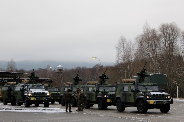 Příprava patroly před výjezdem do prostoru operace