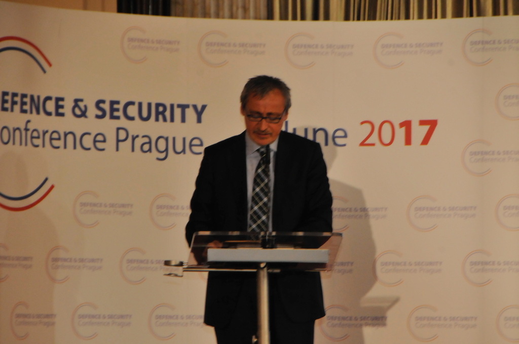 Z projevu ministra Stropnického