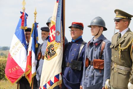 Příznivci vojenské historie nastoupili v dobových stejnokrojích