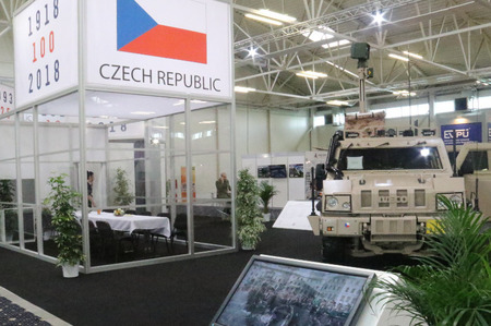 Na veletrhu vojenské techniky IDEB 2018 v Bratislavě se představilo 170 vystavovatelů