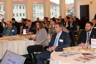 Účastníci na konferenci v pražském hotelu International. 
