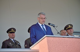 Ministr obrany Lubomír Metnar při projevu