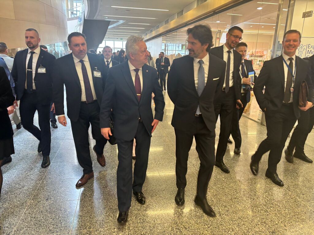 Ministr Jaromír Zůna v Bruselu jednal v NATO a v Radě EU