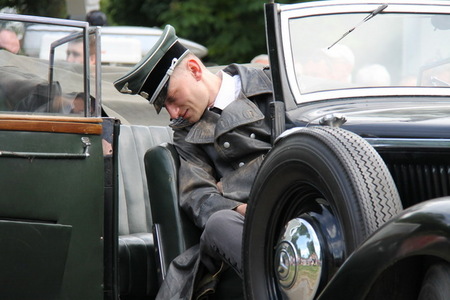 Heydrich těžce zraněn