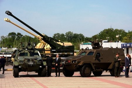 Mezinárodní veletrh obranné techniky IDEB byl zahájen