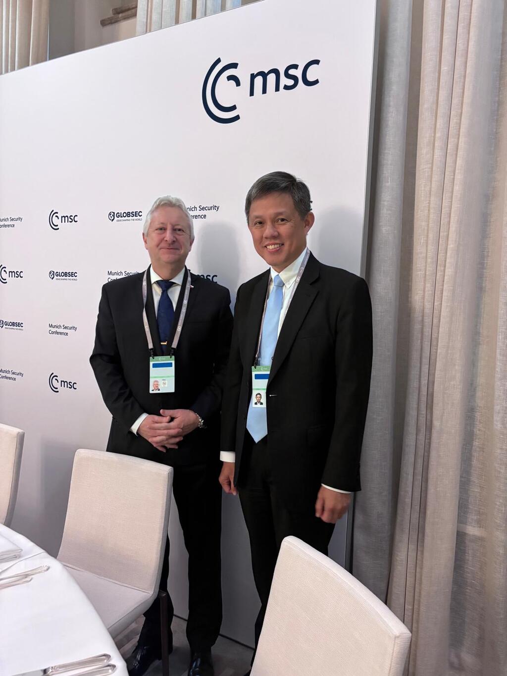 Z debaty Globsec, kde se ministr obrany setkal se svým singapurským protějškem