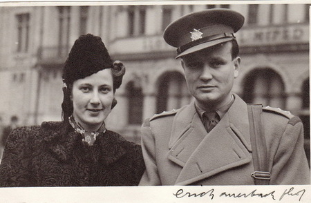 Příběh Zlaté hvězdy hrdiny ČSSR, která putuje do Velké Británie