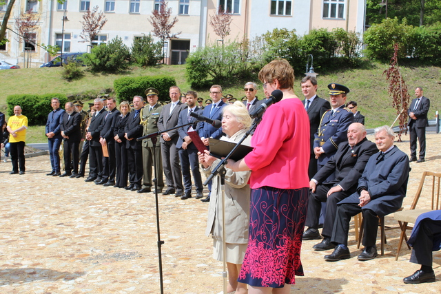 Pietní akt ukončila svým projevem předsedkyně Konfederace politických vězňů Naděžda Kavalírová
