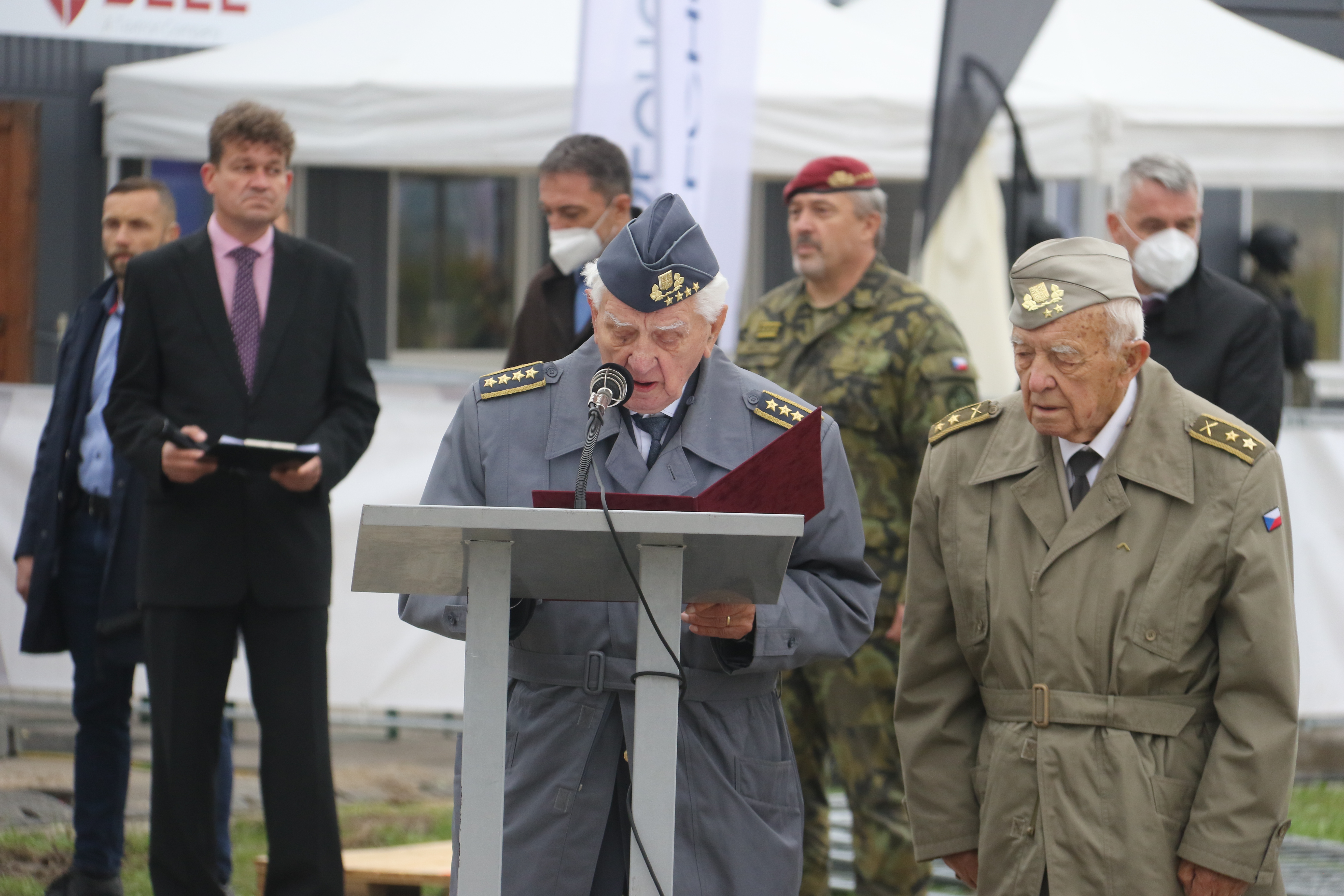 Vzácnými hosty byli druhováleční veteráni Miloslav Masopust a Emil Boček