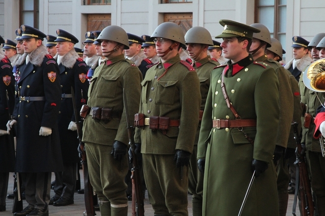 Ilustrační foto: 94. výročí založení Hradní stráže (3)
