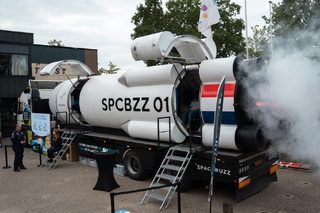 Vesmírná raketa SpaceBuzz