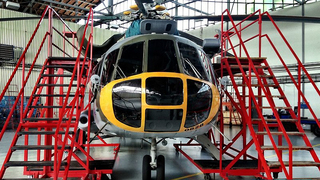 Létá, Opravuje, Modernizuje. To je LOM Praha