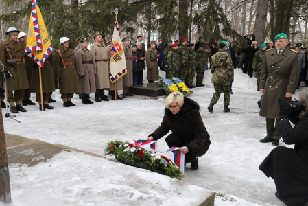 Ministryně obrany se zúčastnila oslav 75. výročí bitvy u Sokolova a 100. výročí bitvy u Bachmače