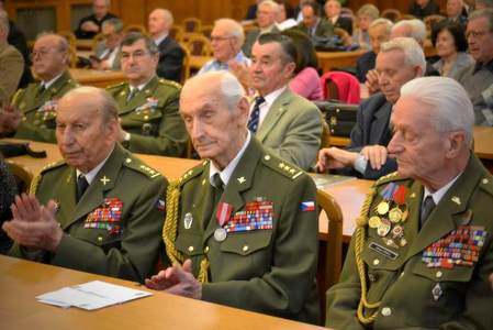 Zemřel válečný veterán Antonín Bukový (1916 – 2015)