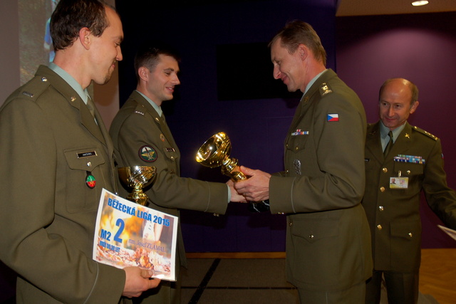  Ocenění vojáci kategorie M2