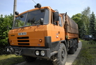 Oranžová Tatra záchranářů z Rakovníka svítí jako maják