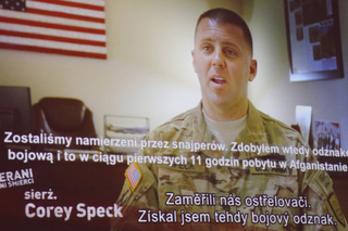 Důležitou roli při záchraně polského kaprála sehrál americký seržant Corey Speck