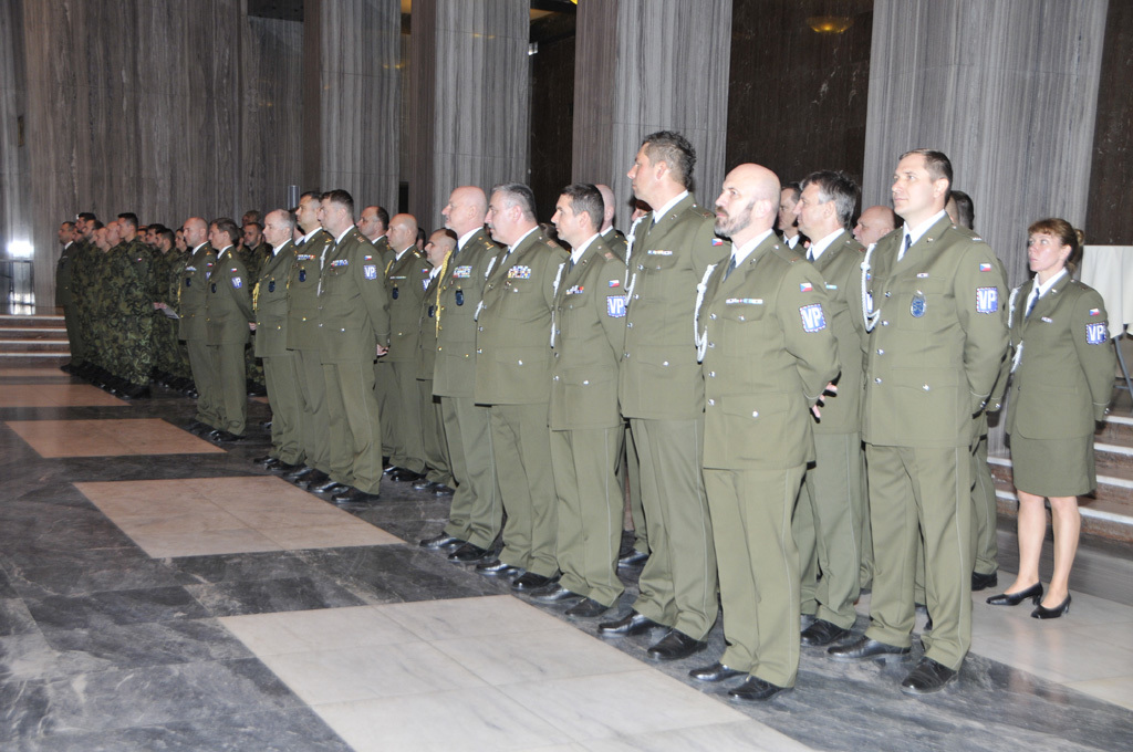 Nastoupené jednotky Vojenských policistů – noví vojenští policisté, účastníci zahraničních operací i vojenští policisté, kteří končí službu a odchází do civilu