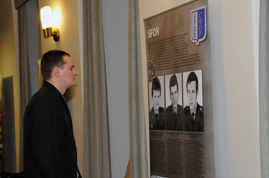 Na výstavu přišel také syn majora in memoriam Rostislava Samce - pilota, který zahynul v bývalé Jugoslávii