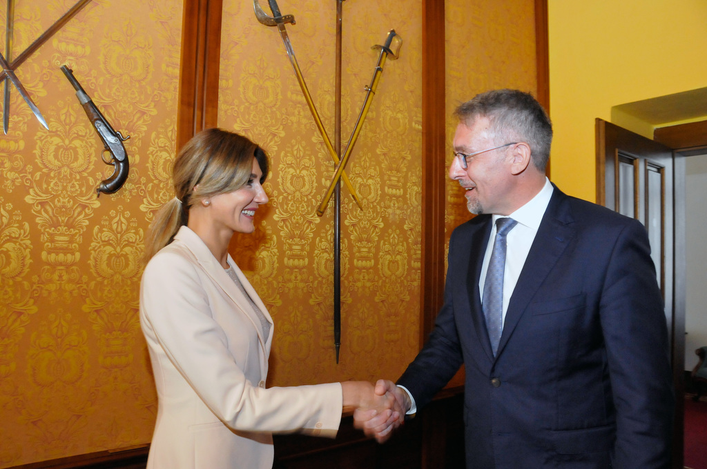 Velvyslankyni Gruzie v Praze Mariam Rakviashvili přivítal ministr obrany Lubomír Metnar