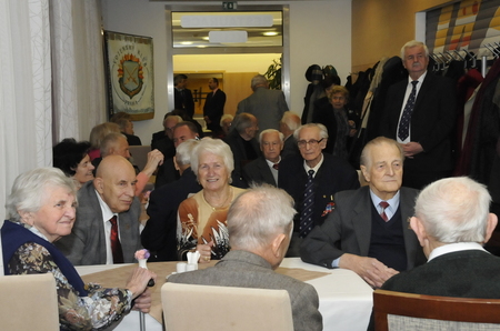 Účastníci slavnostního setkání v hotelu DAP