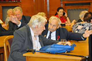 Slavnostní shromáždění v hlavním sále Ministerstva obrany ČR věnované 75. výročí Slovenského národního povstání bylo příležitostí k setkání kamarádů - veteránů 2. světové války