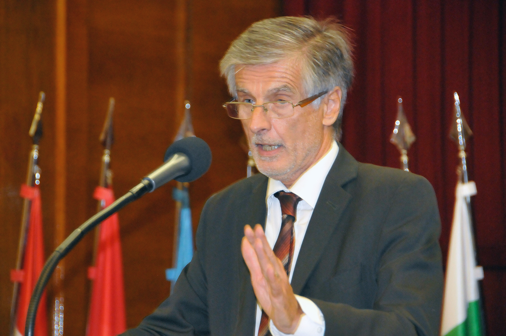 Projev velvyslance Slovenské republiky v Praze Petera Weisse na slavnostním shromáždění